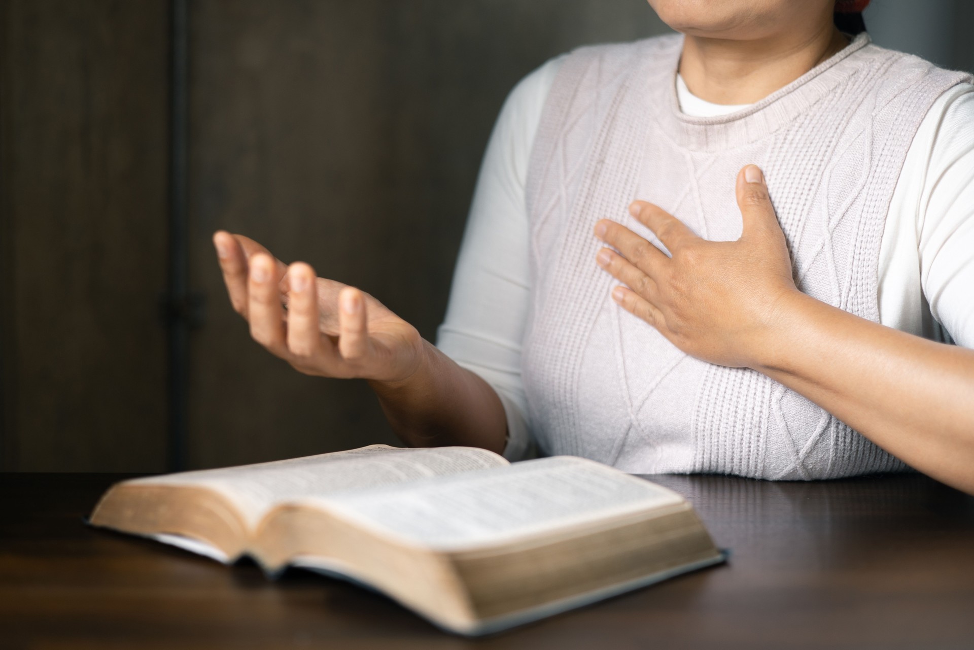Woman pray for god blessing to wishing have better life. Female hands worship to god. Woman hands praying to god. Christian life crisis prayer to god. begging for forgiveness and believe in goodness.